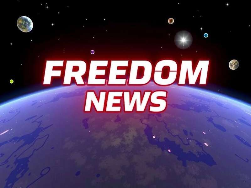 Elite vs Freedom gameplay scene showing strategic map and control points